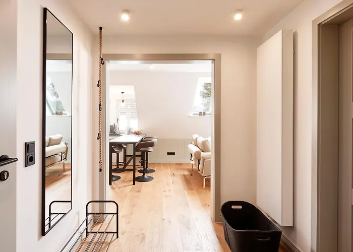 Апартаменты 6 *